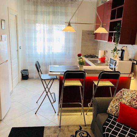 Veba Fiera Apartment Болоня Екстериор снимка